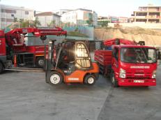 Araç ve forklift çalışmaları.