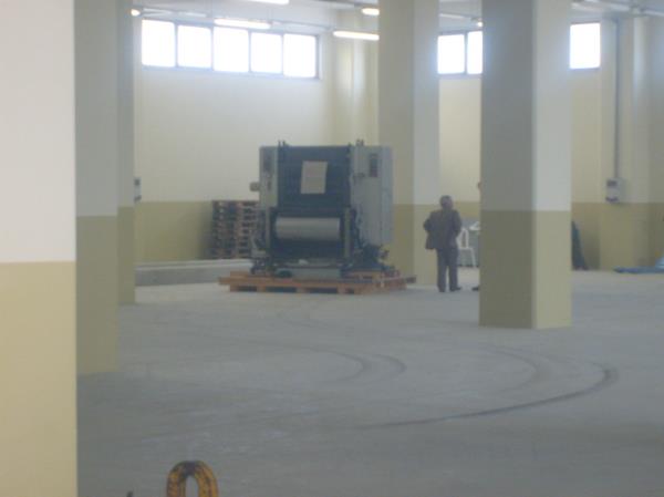 Güzel sanatlar matbaasına gelen Roland 705 indirilmesi.