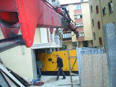 5 tonluk vin&#231; ile aksa jenarat&#246;r indirilmesi.