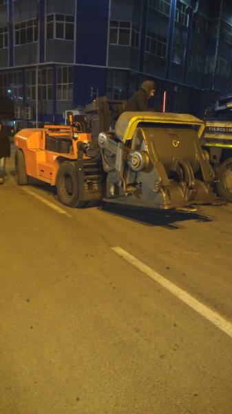 Titan Pedal ın Fatih San.Sitesine Forklift ile Taşınması.