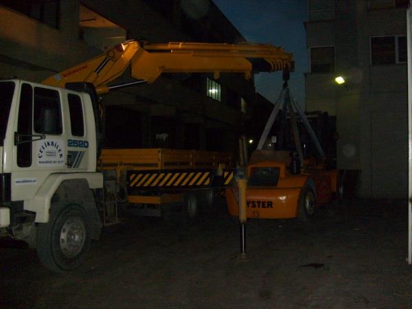 8 tonluk forklift taşınması.