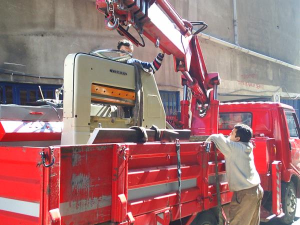 Toros bıçak taşınması.